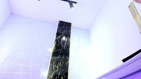 VALENTIN  online show from March 31, 4:13 am