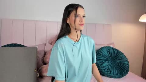 Snapshot of valentina69t chatting on November 6, 3:29 am Valentina Torres online show from November 6, 3:29 am