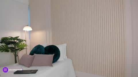 Valentina Torres online show from April 17, 9:29 pm