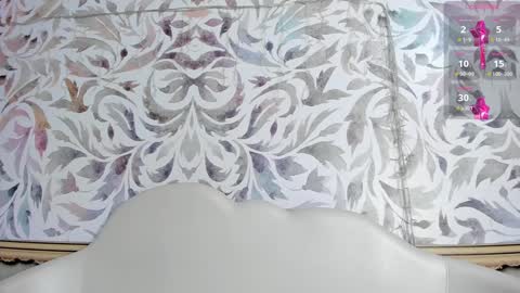 Snapshot of valentina_cortes72 chatting on January 25, 5:19 pm Valentina online show from January 25, 5:19 pm