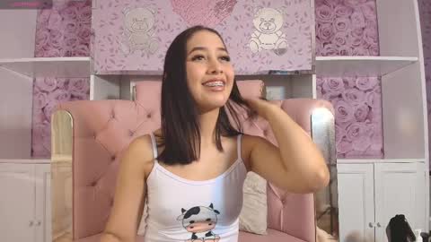 Snapshot of valentina_cortes72 chatting on February 18, 11:22 am Valentina online show from February 18, 11:22 am