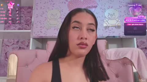 Snapshot of valentina_cortes72 chatting on February 19, 2:34 pm Valentina online show from February 19, 2:34 pm