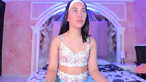 Snapshot of valentina_cortes72 chatting on March 7, 11:40 am Valentina online show from March 7, 11:40 am