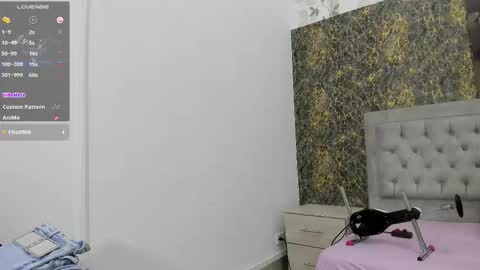 Snapshot of valentina_herrrera chatting on March 3, 5:52 pm valentina_herrrera online show from March 3, 5:52 pm