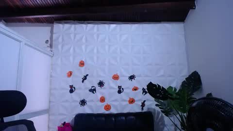 Valentina  online show from October 7, 6:49 pm