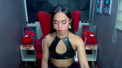 Snapshot of valentinalustontop chatting on March 8, 10:54 am JM DONT FORGET TO FOLLOW ME online show from March 8, 10:54 am