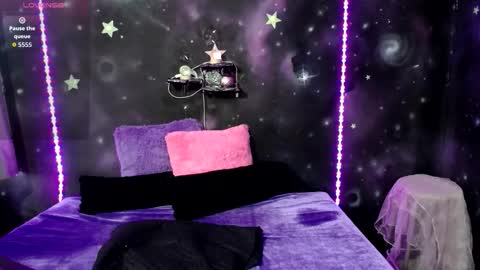 Snapshot of valentinarojass_ chatting on March 19, 2:21 pm valentinarojass_ online show from March 19, 2:21 pm
