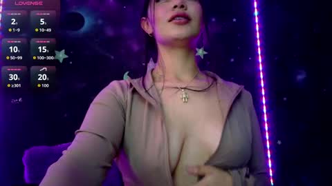 Snapshot of valentinarojass_ chatting on April 13, 5:51 pm valentinarojass_ online show from April 13, 5:51 pm