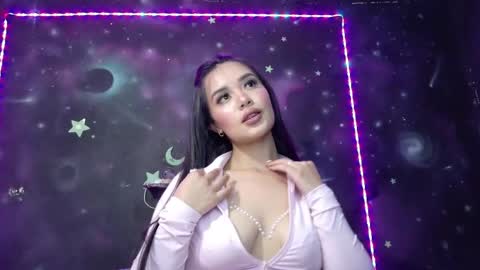 Snapshot of valentinarojass_ chatting on April 17, 6:22 pm valentinarojass_ online show from April 17, 6:22 pm