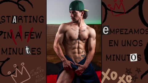 Snapshot of valentino2201 chatting on February 4, 2:49 am valentino online show from February 4, 2:49 am