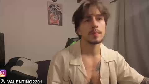 Snapshot of valentino2201 chatting on September 15, 11:05 pm valentino online show from September 15, 11:05 pm