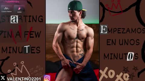 Snapshot of valentino2201 chatting on December 2, 3:34 am valentino online show from December 2, 3:34 am