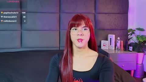 valentino moon online show from December 21, 2:51 am