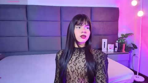 valentino moon online show from January 16, 2:59 am