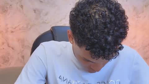 Snapshot of valentino_thompson chatting on October 19, 7:03 pm valentino_thompson online show from October 19, 7:03 pm