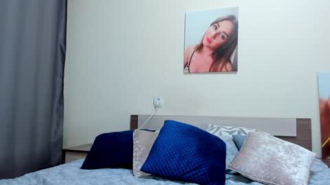 Kate online show from December 11, 7:42 am