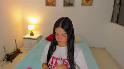 Snapshot of valeri_10 chatting on October 24, 3:03 am valeri_10 online show from October 24, 3:03 am