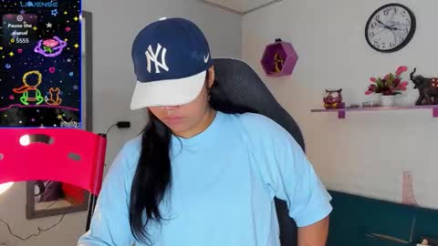 Snapshot of valeri_harpers4 chatting on October 30, 6:30 pm valeri_harpers4 online show from October 30, 6:30 pm