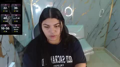 Snapshot of valeri_harpers4 chatting on May 3, 11:00 pm valeri_harpers4 online show from May 3, 11:00 pm