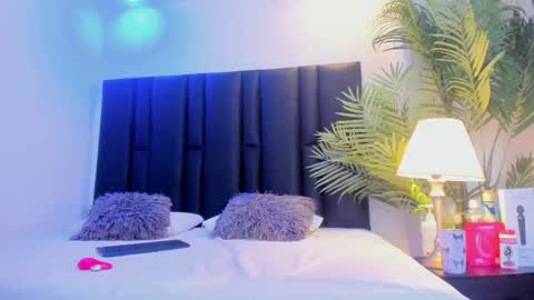 valeri_tafur online show from March 5, 11:06 am