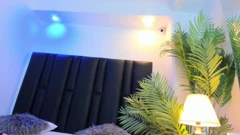 valeri_tafur online show from March 29, 10:37 am