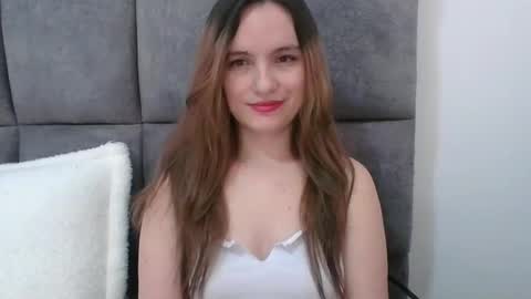 Snapshot of valeriafrannco chatting on January 11, 4:57 pm valeriafrannco online show from January 11, 4:57 pm