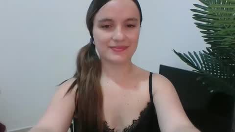 Snapshot of valeriafrannco chatting on January 13, 3:47 pm valeriafrannco online show from January 13, 3:47 pm