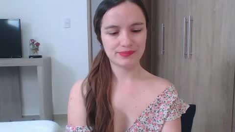 Snapshot of valeriafrannco chatting on January 29, 6:28 pm valeriafrannco online show from January 29, 6:28 pm