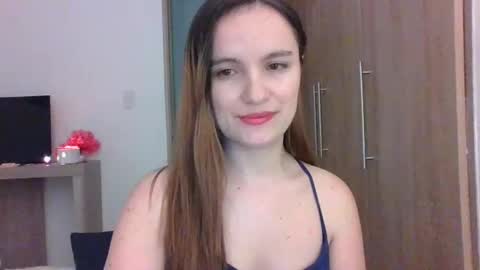 Snapshot of valeriafrannco chatting on March 2, 1:47 am valeriafrannco online show from March 2, 1:47 am