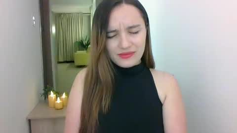 Snapshot of valeriafrannco chatting on March 5, 4:02 am valeriafrannco online show from March 5, 4:02 am