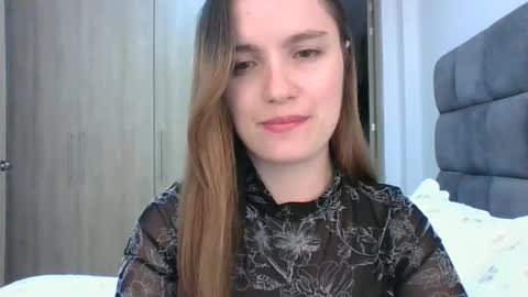 Snapshot of valeriafrannco chatting on March 11, 11:48 pm valeriafrannco online show from March 11, 11:48 pm