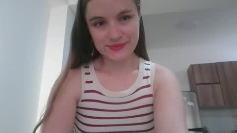 Snapshot of valeriafrannco chatting on October 6, 7:11 pm valeriafrannco online show from October 6, 7:11 pm