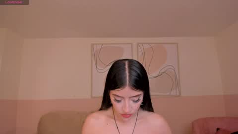 Snapshot of valeriariverax chatting on December 14, 3:40 am Valeria online show from December 14, 3:40 am