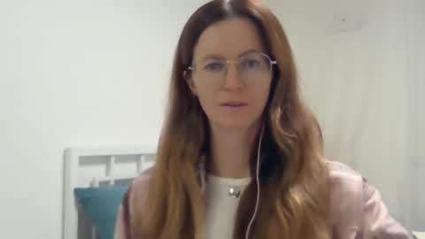 valerie_rose777 online show from October 11, 7:34 pm