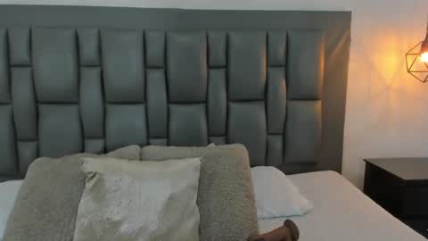 Snapshot of valerie_rouse chatting on March 11, 8:20 pm Valerie online show from March 11, 8:20 pm