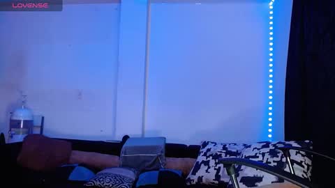 Snapshot of valerie_smile chatting on January 20, 6:10 am Valerie online show from January 20, 6:10 am