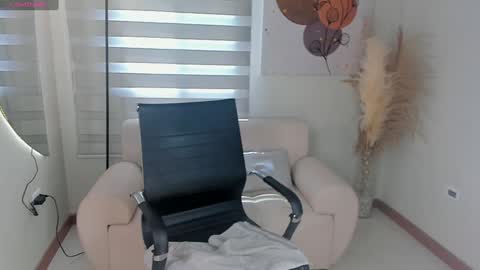  call me Val  online show from January 15, 5:05 pm