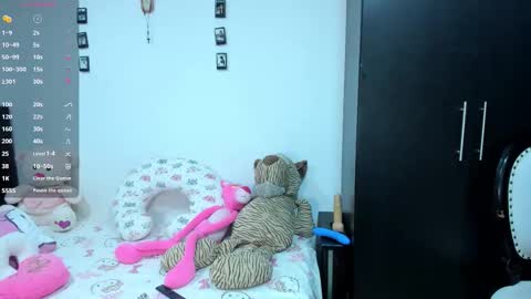 Valerie online show from December 1, 11:54 pm