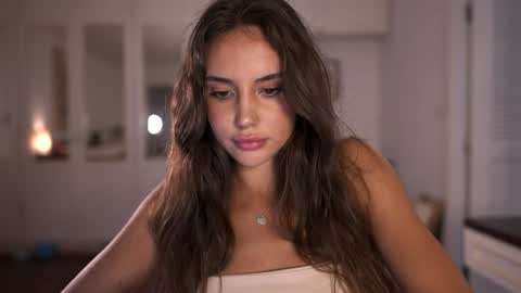 Snapshot of valerieh chatting on January 6, 2:26 am Valerie online show from January 6, 2:26 am