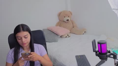 Juli C online show from February 5, 12:48 am