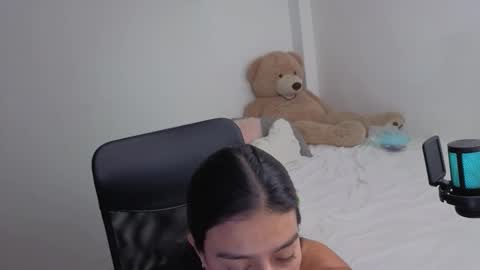 Juli C online show from March 15, 1:00 am