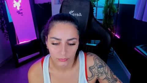 Snapshot of valeriiemills chatting on September 25, 2:54 pm Valerie online show from September 25, 2:54 pm
