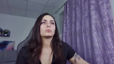 Snapshot of valeriiemills chatting on November 24, 2:28 pm Valerie online show from November 24, 2:28 pm