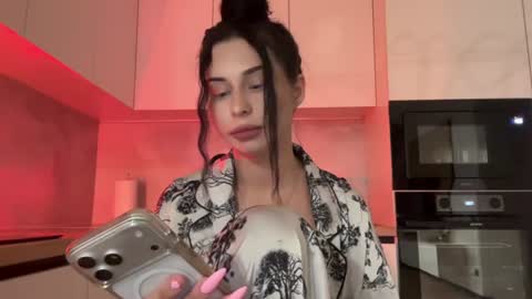Snapshot of valeriiyaa chatting on July 22, 12:30 pm valeriiyaa online show from July 22, 12:30 pm