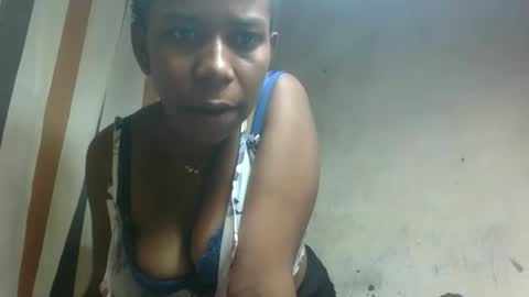 valerinezah online show from February 21, 7:04 pm