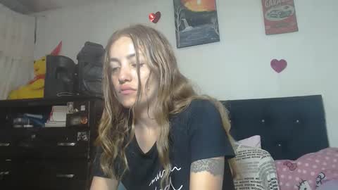 Snapshot of valerivegas chatting on December 3, 11:41 am valerivegas online show from December 3, 11:41 am