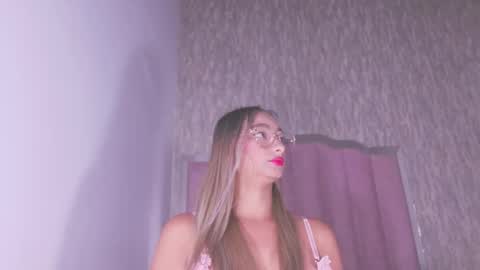 Snapshot of valery_97 chatting on October 17, 3:10 am Valeryn online show from October 17, 3:10 am