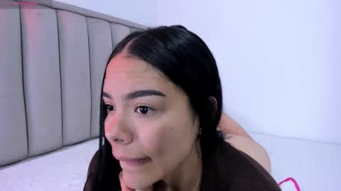 Cris  online show from March 8, 2:37 am