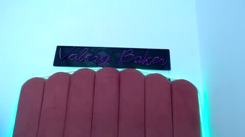 Snapshot of valerybaker1 chatting on December 3, 3:20 am B V Naughty online show from December 3, 3:20 am