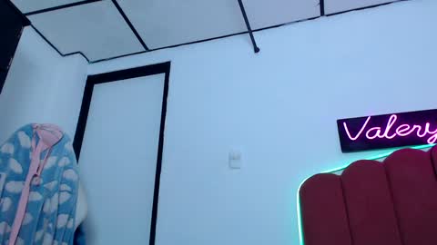 Snapshot of valerybaker1 chatting on December 6, 11:03 pm B V Naughty online show from December 6, 11:03 pm